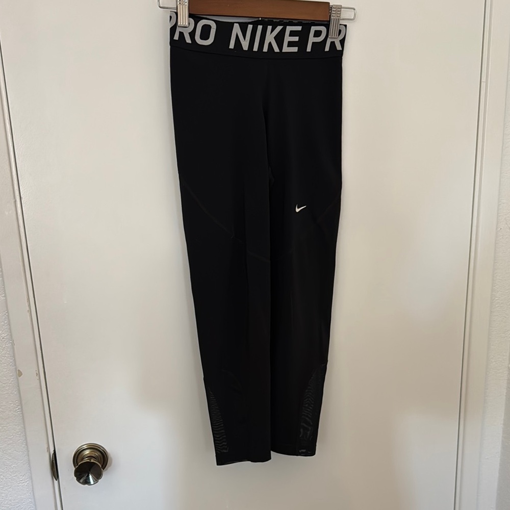 Nike Black Pro Athletic Leggings